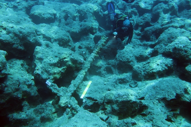 Antalya'da Osmanlı savaş gemisi batığı bulundu